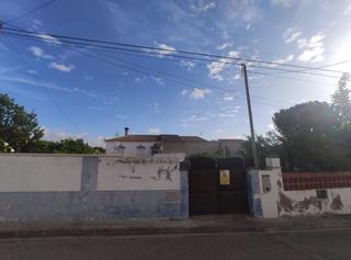 Casa en John lenon 36. Vivienda en venta