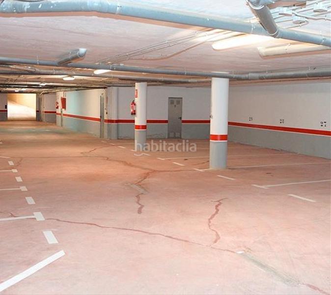 Foto 4f934955-9946-454b-9aa6-ff27a700be3f. Parking coche en granada 17 garaje en venta en Malagón