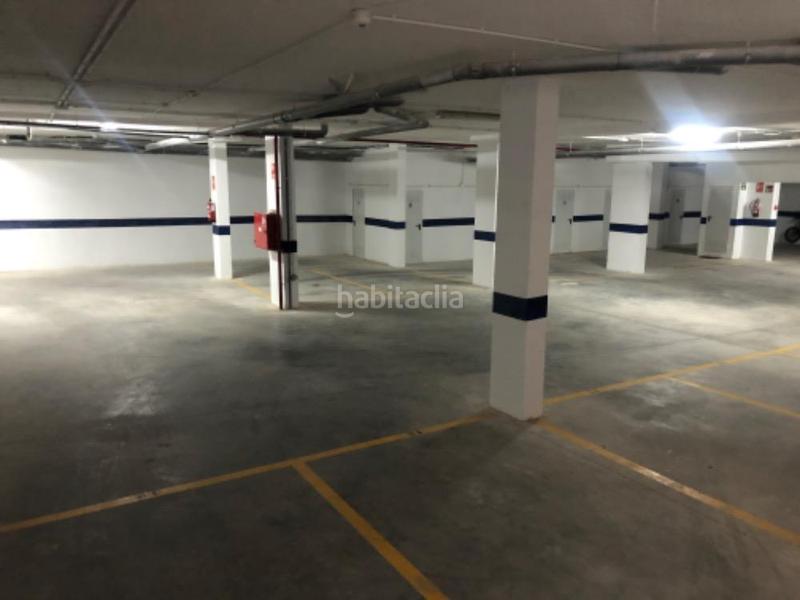 Foto 23421352-1ae4-4f41-97b4-a2cdb4249cad. Parking coche en francisco andani 6-8 garaje en venta en Olleria (l´)