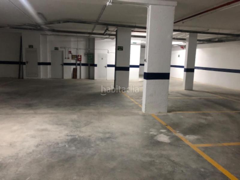 Foto 3d155388-280c-4ced-b550-facd011bf0dd. Parking coche en francisco andani 6-8 garaje en venta en Olleria (l´)