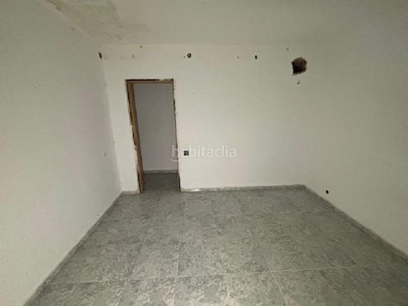 Foto 78f86150-dfe7-49cb-bdac-a32174557762. Flat in corneli nepos 15 in Can Rull Sabadell