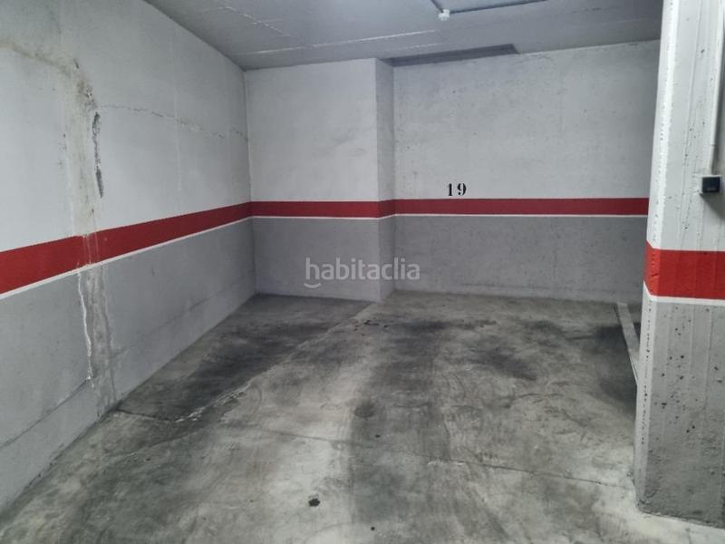 Foto ff2e2bf7-f7d9-4a40-be39-988e4f05645e. Car parking in juan carlos i 27 in Villalba Estación Collado Villalba