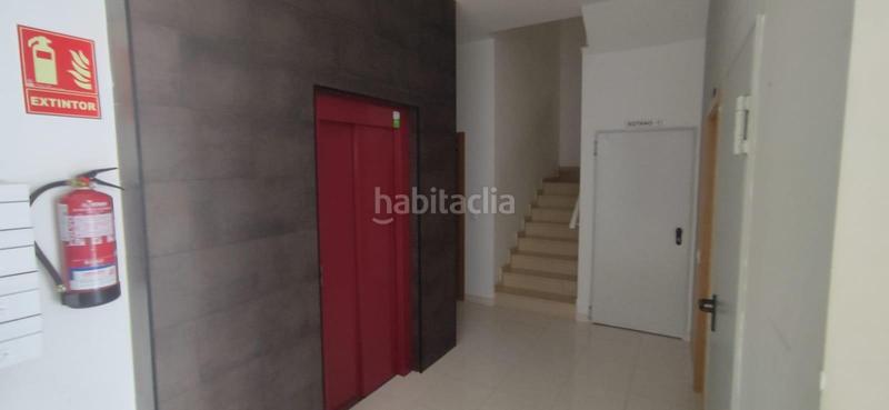 Foto 8e8be855-1192-42f1-aa6a-9daef73411ab. Car parking in osca 33 in Sénia (La)