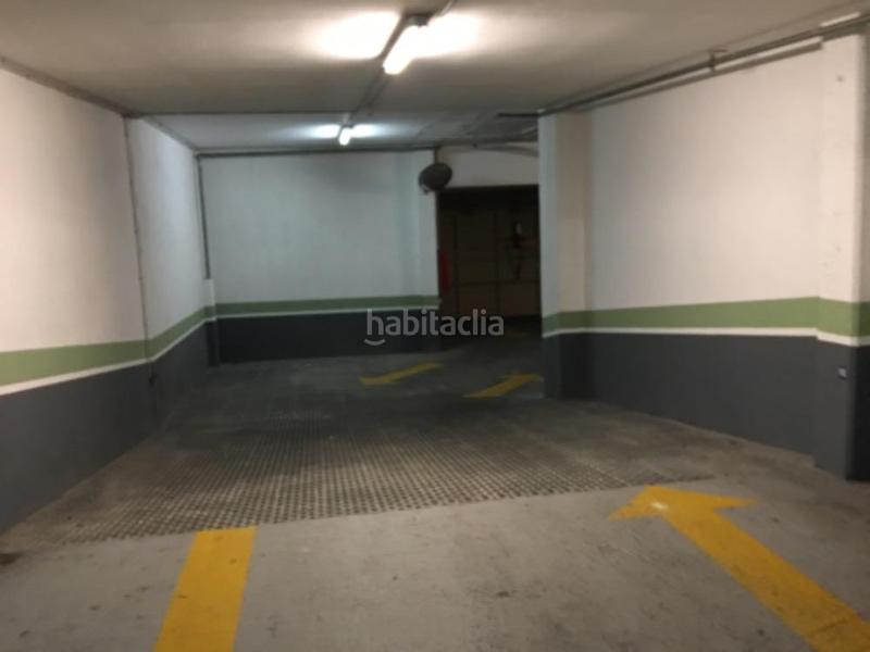 Foto ec3aa4b8-9cb8-4037-90f7-6bbb9a3025ff. Parking voiture dans bases de Manresa - carretera de santpedor Manresa