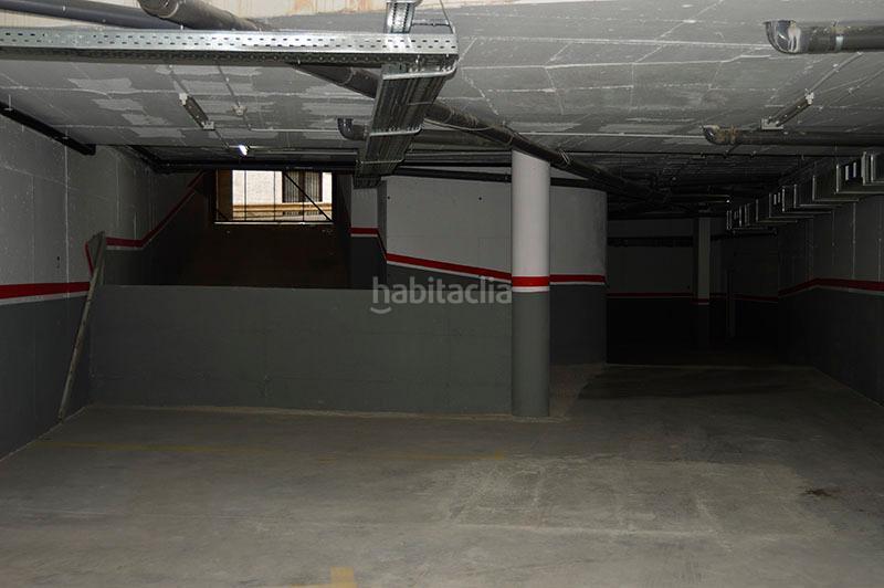Foto d0c459c2-8d2c-4cdd-9873-fe54faa593bd. Aparcament cotxe a Masquefa