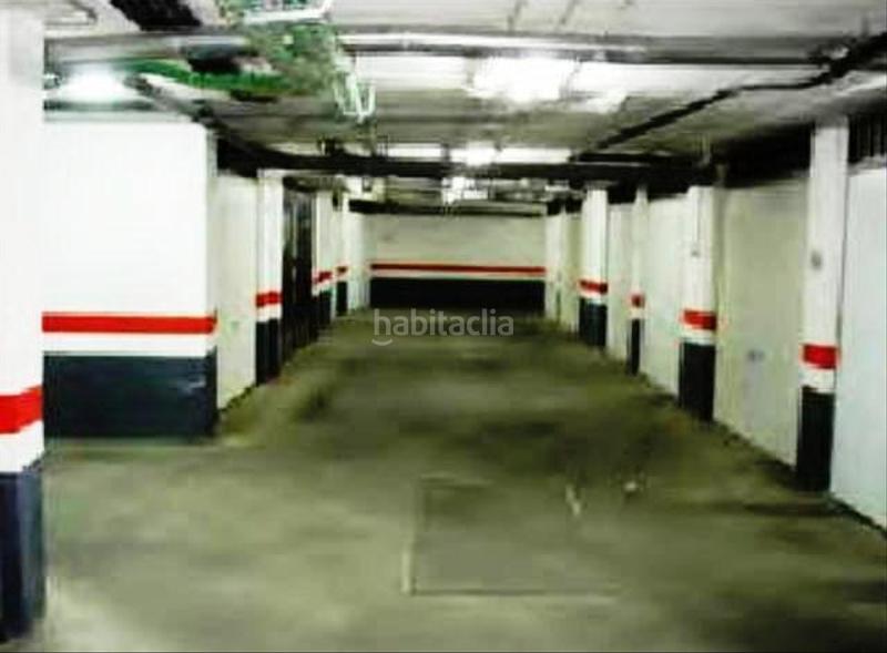 Foto b13d32a6-6183-4dce-a300-523f894856ec. Autoparkplatz in carretas 33 in Miguelturra