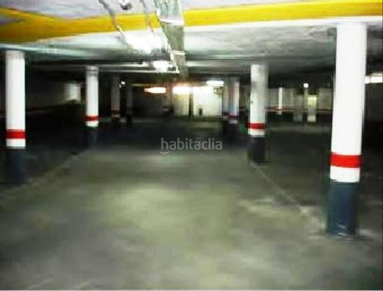 Foto ecfd18aa-74ac-480a-8cbd-322e56c97516. Autoparkplatz in carretas 33 in Miguelturra