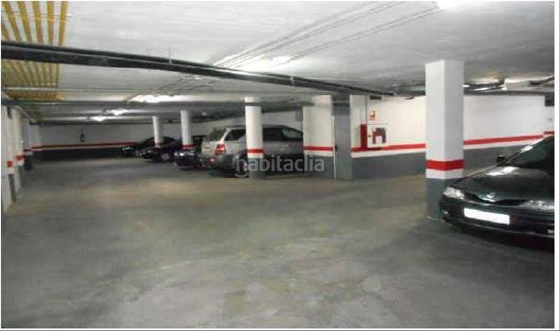 Foto f152471f-16c2-404b-94d3-874b3b41c6c7. Autoparkplatz in carretas 33 in Miguelturra