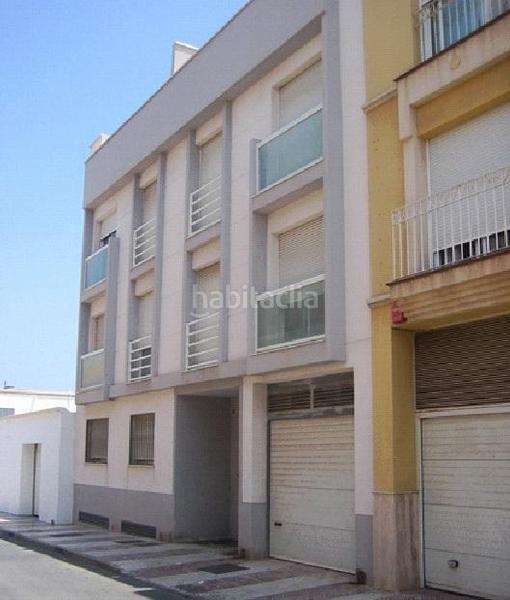 Foto 4e3e6fa5-e11d-46d2-b8d1-58a2a5206d86. Aparcament cotxe a granados 4 a Roquetas pueblo Roquetas de Mar