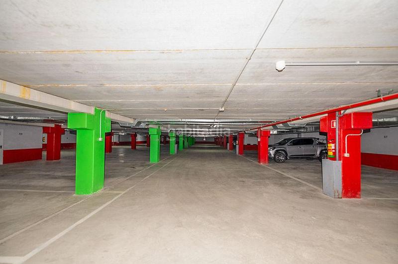 Foto 4c28d1a6-a11d-4f20-8b0c-726cfefe70e1. Aparcament cotxe a Aisa