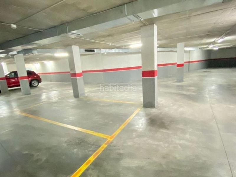 Foto 81e5e540-2c70-49b8-826d-6743a00fc902. Parking voiture dans san juan bosco 37 dans Campello Pueblo Campello (el)