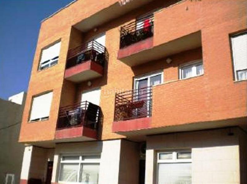 Foto b8c52148-bf1e-46c6-8e35-09414363a4f4. Parking voiture dans san juan bosco 37 dans Campello Pueblo Campello (el)