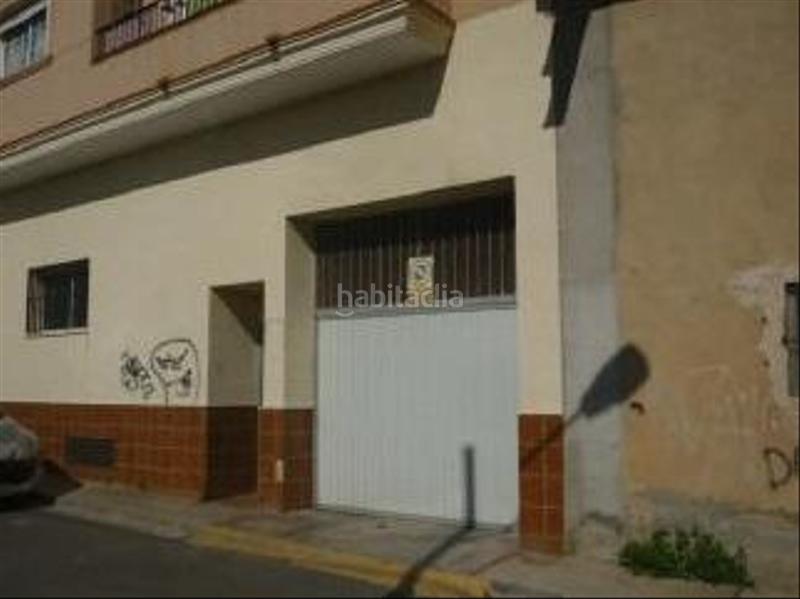 Foto d51ba735-290c-4f0f-bc64-3e809f901e7c. Autoparkplatz in bodeguetes 97 in Riba - roja de Túria