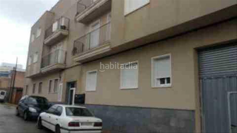 Foto cc16c311-606f-473c-9f4d-f00c60418826. Car parking in sant ramon 86 in Alcanar