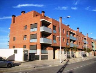 Aparcament cotxe a Industria 29-31. Garaje en venta