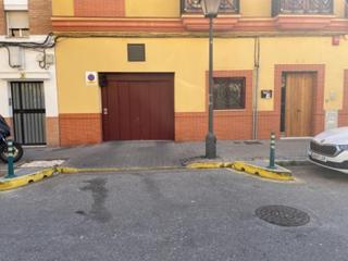 Parking voiture à Beatriz de suabia 13. Garaje en venta