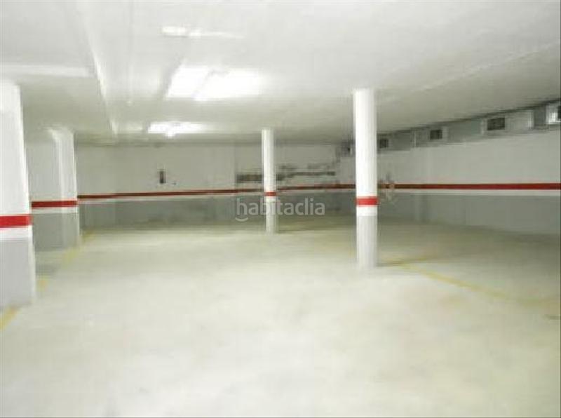 Foto 13378b6a-d66f-44da-8216-5feb67cdcdbf. Car parking in Centre Igualada