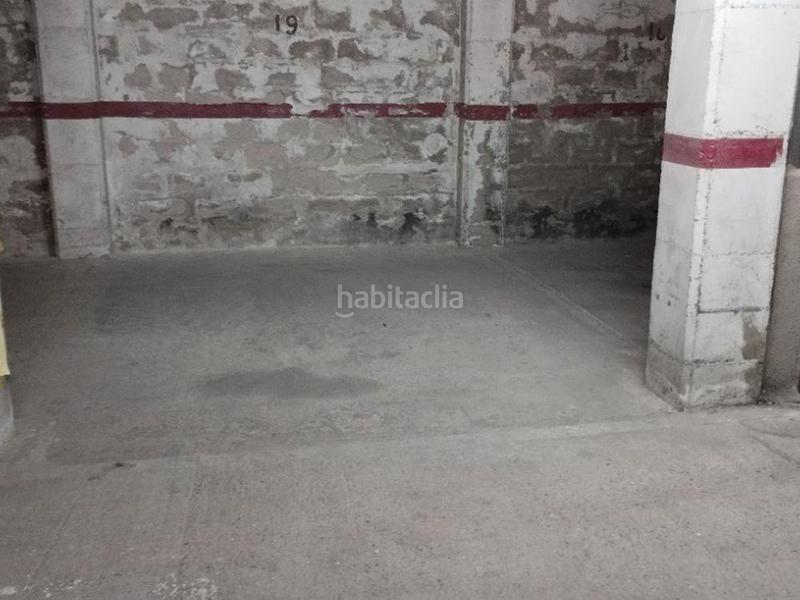 Foto bde6f3a1-181e-4fcd-9a0f-ec9cfd5068d7. Autoparkplatz in Sant Esteve Sesrovires