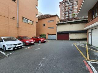 Aparcament cotxe a Oriako pasealekua 1. Garaje en venta
