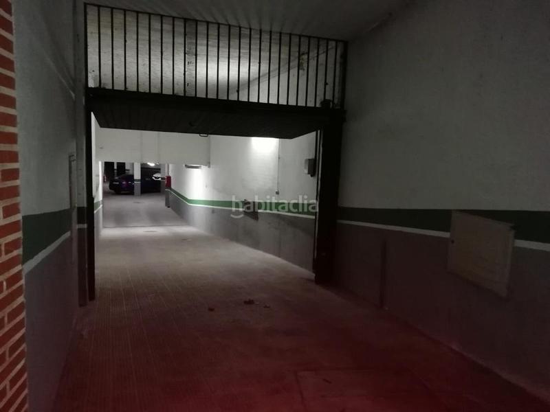 Foto ef23175e-2fb3-49c7-9782-55bc75ac1adc. Parking moto en parras 3 garaje en venta en Valdepiélagos