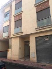 Parking coche en Saavedra fajardo 56. Garaje en venta