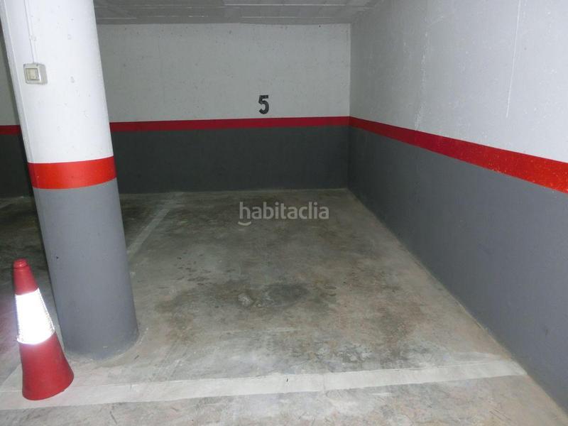 Foto 07103d64-cb1a-4e5f-8c43-7761e68328c7. Aparcament cotxe a menéndez boneta 16 a Centre La Ràpita