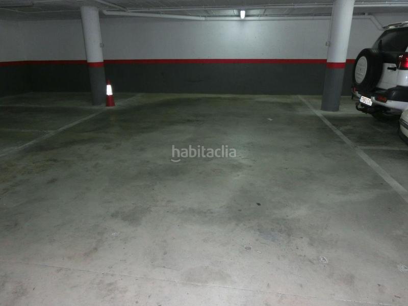 Foto fd06a2bc-e0a9-46d5-8b3c-5d5ab9416e86. Car parking in menéndez boneta 16 in Centre Sant Carles de la Ràpita