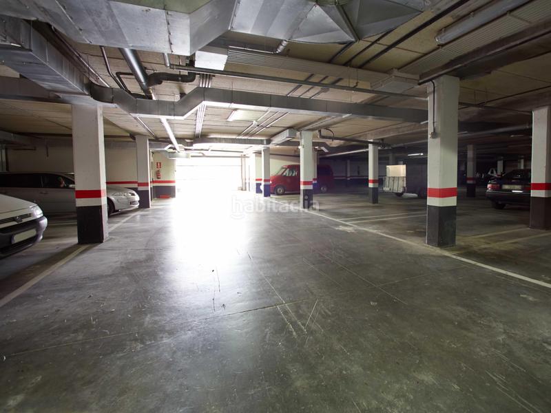 Foto 758c2a15-9aa3-4dd8-8a02-c043f3a14a3d. Parking voiture dans margarita maturana 24-26 dans Berriz