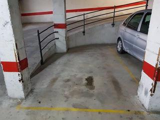 Aparcament cotxe a Castell de soterra 6. Garaje en venta