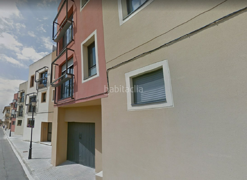 Foto a2de4cfe-5af6-48f0-aed4-2a91f84c3c2e. Aparcament cotxe a esglesia 11 a Vinyols i els Arcs