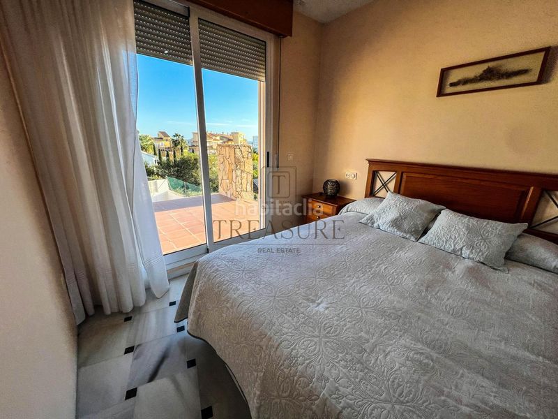 Foto ae7a822f-3698-4c73-b04c-693e2c6e9e51. Xalet amb aparcament piscina a Cabo de Palos Cartagena