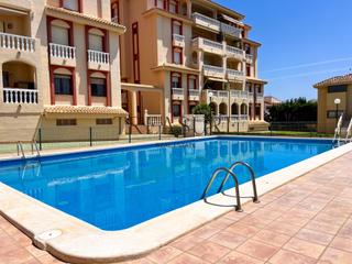 Reihenhaus in Cabo de Palos. Vivienda 2x1 con patio y piscina en cabo de palos  ideal para fa