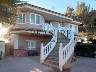 Chalet  Vereda de los matias. Espectacular chalet en el raal con vistas despejadas y piscina p