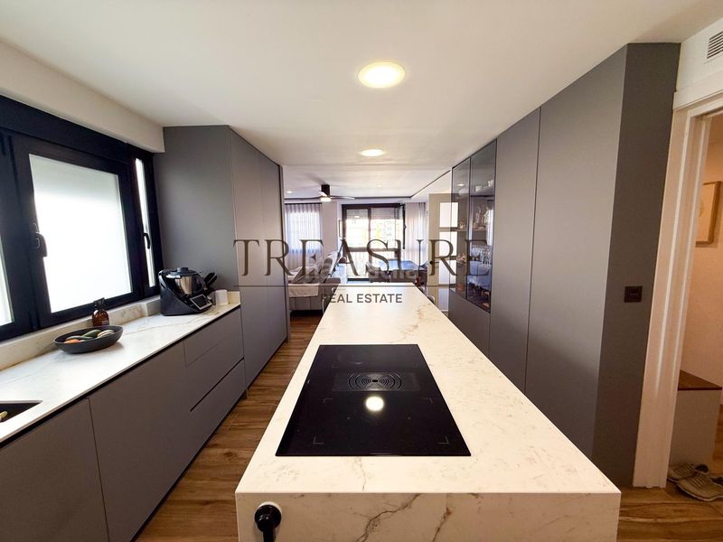 Foto e2b12e4f-a245-4bd2-89df-0b545fc31913. Pis amb aparcament a El Carmen Murcia