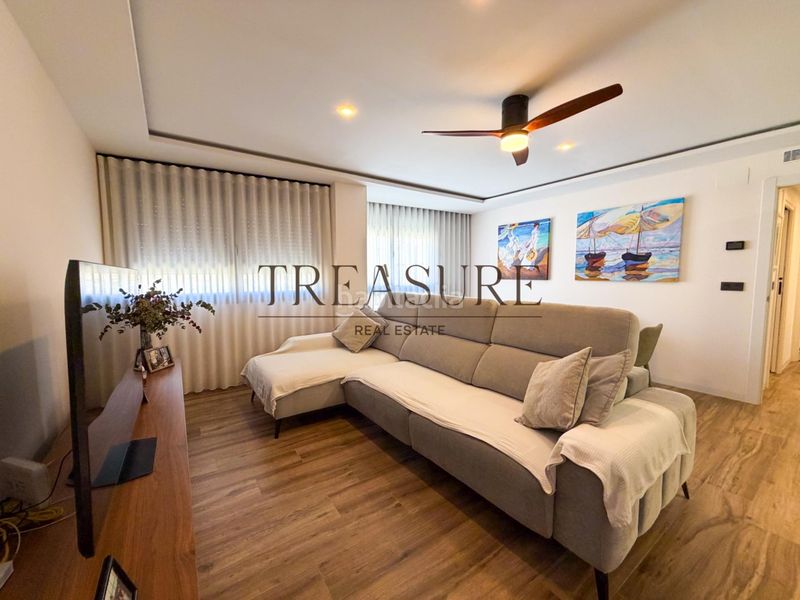 Foto f843bbaf-ac59-445a-9408-b9fd187cf792. Pis amb aparcament a El Carmen Murcia