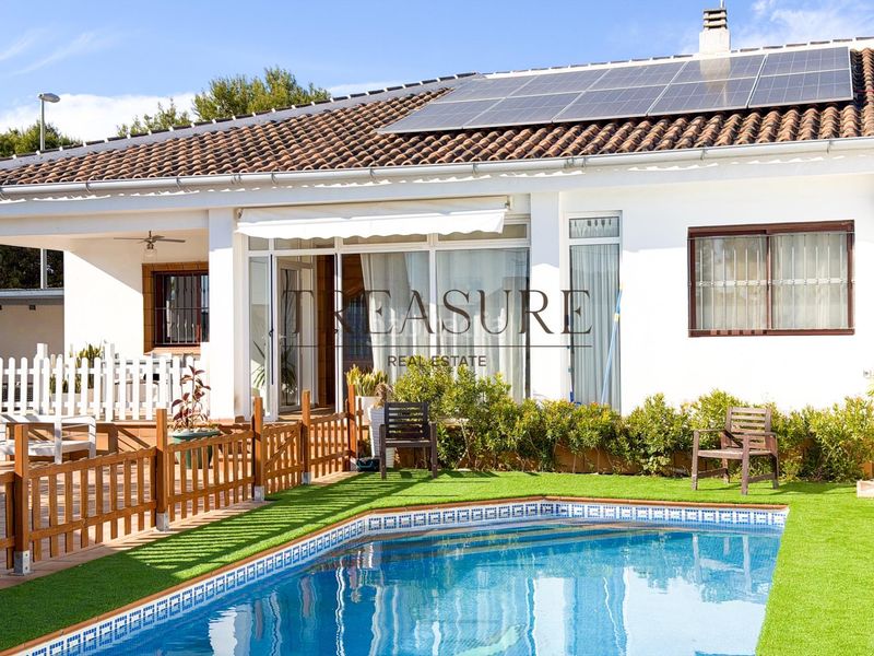 Foto 7ac550cc-74ff-4dfb-bbd6-f1557ce0ff83. Casa aparellada amb aparcament piscina a Roldán Torre - Pacheco