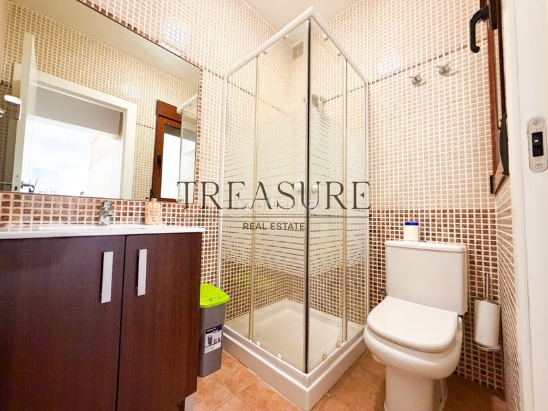 Foto e5a8b1fd-8c40-4582-9b5b-57d8e4a80f55. Casa aparellada amb aparcament piscina a Roldán Torre - Pacheco