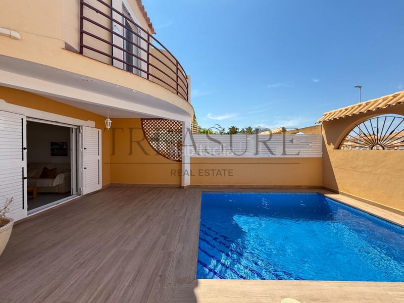 Foto 04341d22-67a4-456a-9c23-de026e30758f. Casa aparellada amb calefacció piscina a Playa Grande-Castellar Mazarrón