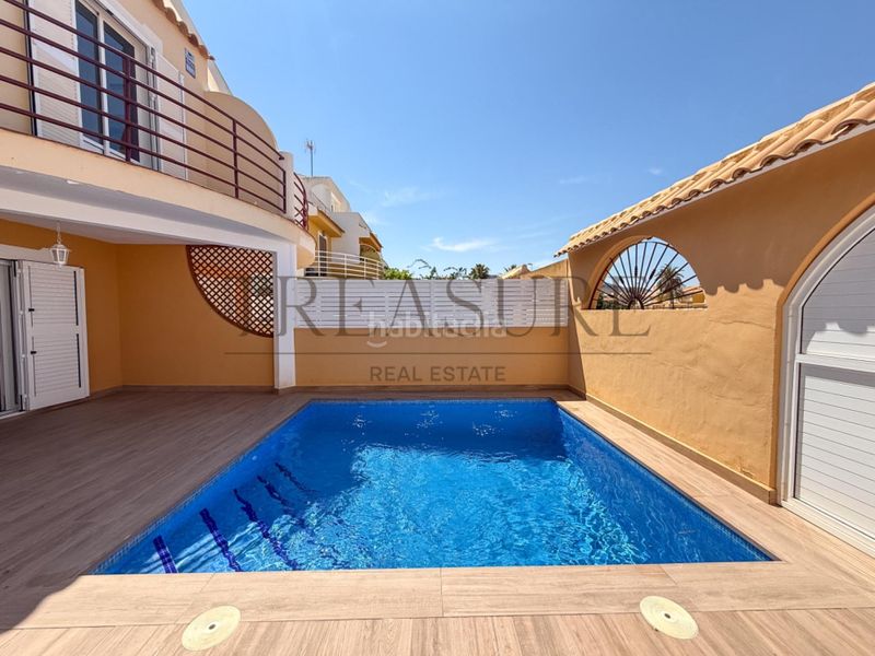 Foto 16e692a8-3925-4c84-98af-9b87b185a375. Casa aparellada amb calefacció piscina a Playa Grande-Castellar Mazarrón