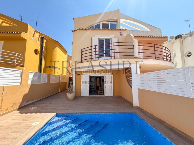 Foto a89b2415-4482-4f69-b4a1-406c2721dd53. Casa aparellada amb calefacció piscina a Playa Grande-Castellar Mazarrón