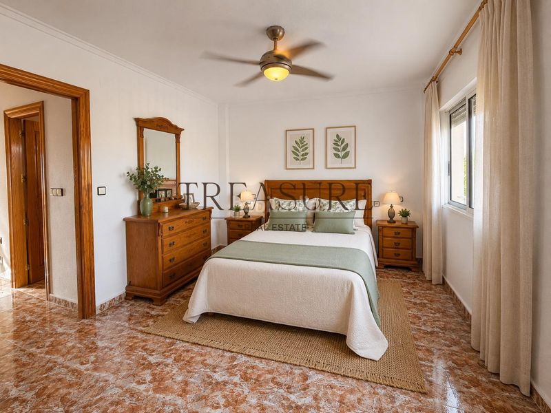 Foto 81454eae-f675-4619-bc2e-cf030f33e839. Casa amb aparcament a Los Narejos_Punta Calera Alcázares (Los)