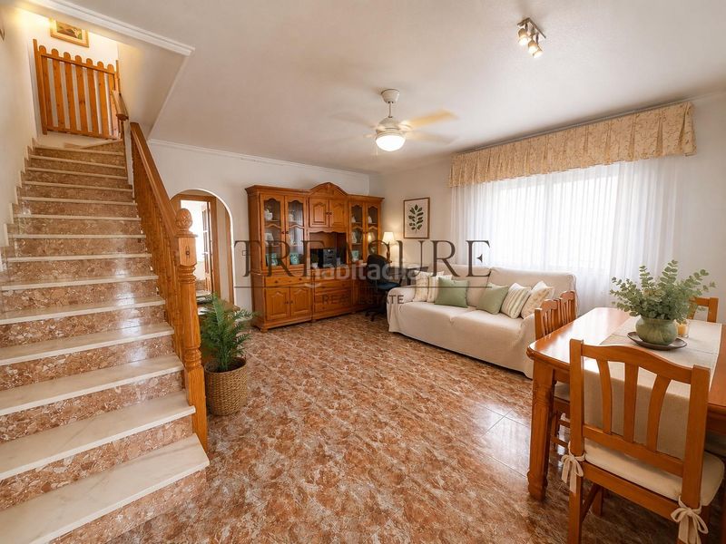 Foto aaa25448-3e2a-40f3-94fc-31139cb2ea7a. Casa amb aparcament a Los Narejos_Punta Calera Alcázares (Los)