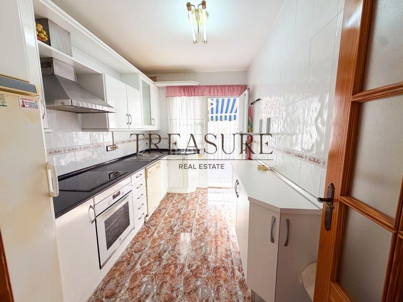 Foto f0baede7-e558-49b3-a4d3-4323c5f5c916. Casa amb aparcament a Los Narejos_Punta Calera Alcázares (Los)
