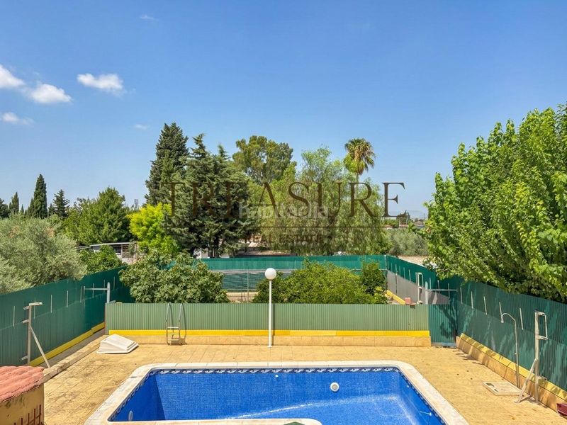 Foto d400cfdd-e7c3-4e16-8184-de68302f72e7. Chalet espacio, piscina y naturaleza a tan solo 3min de molina en Molina de Segura