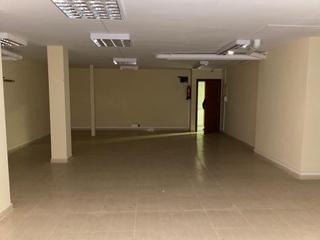 Business premise  Jaume abril.... Local en venta