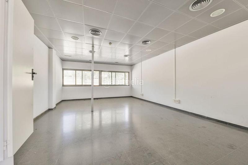 Foto ab61e35d-58ea-4f24-88e2-dbb9565d2043. Ufficio in blaise pascal 3 in Establiments Palma de Mallorca