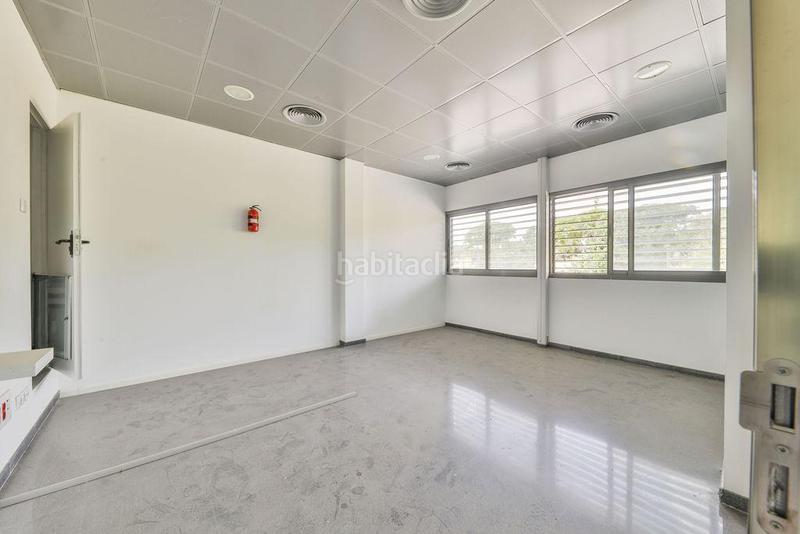 Foto eff59ba3-989a-4a11-aef2-426cd7ff228d. Ufficio in blaise pascal 3 in Establiments Palma de Mallorca