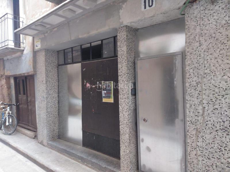 Foto e2da2cdd-bff1-4f85-bf32-7d0fe243d8e8. Edificio en mayor edificio en venta en Falces