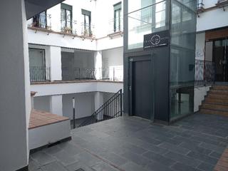 Local Comercial a Virgen de los reyes 2. Local en venta