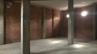 Local commercial à 8 de marzo mujer trabajadora 2. Local en venta